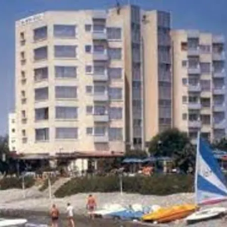 Hotel Atlantica Balmyra 3*